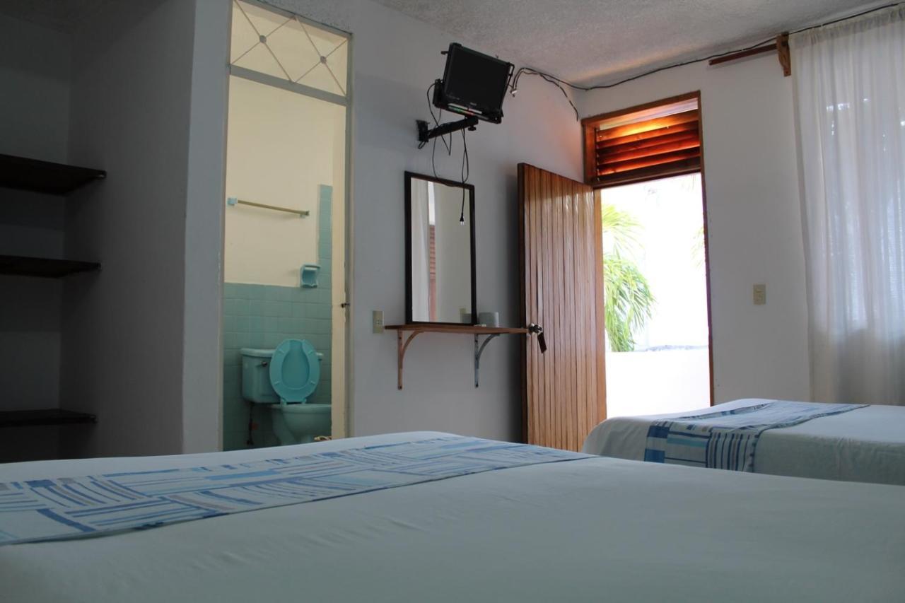 Hotel Carruiz Пуерто Ескондидо Екстериор снимка