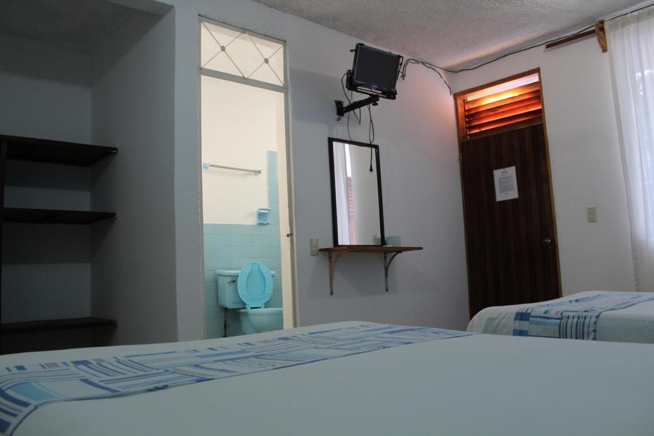 Hotel Carruiz Пуерто Ескондидо Екстериор снимка
